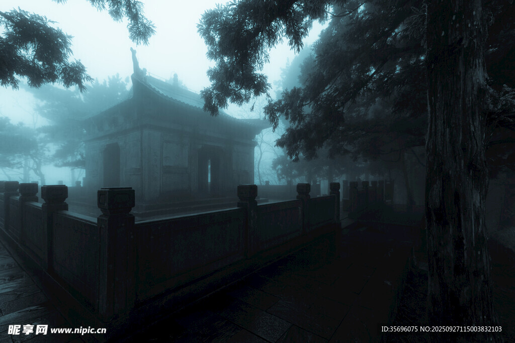 霧中神秘古建筑