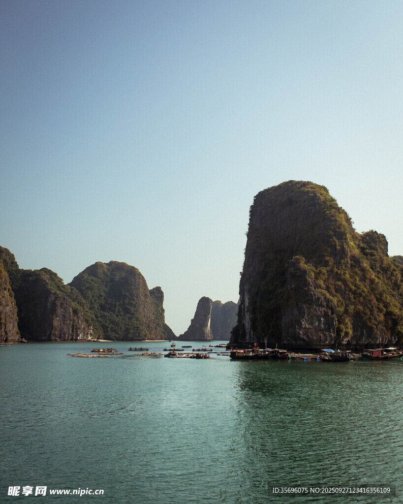 海上喀斯特地貌壯麗景觀