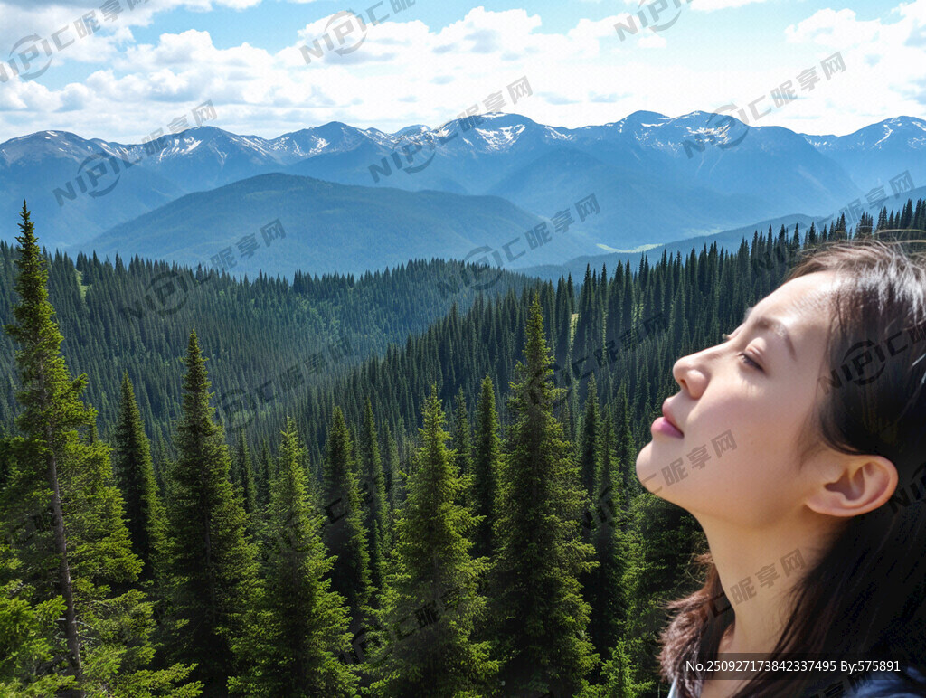 近景一位女生上半身一臉享受森林