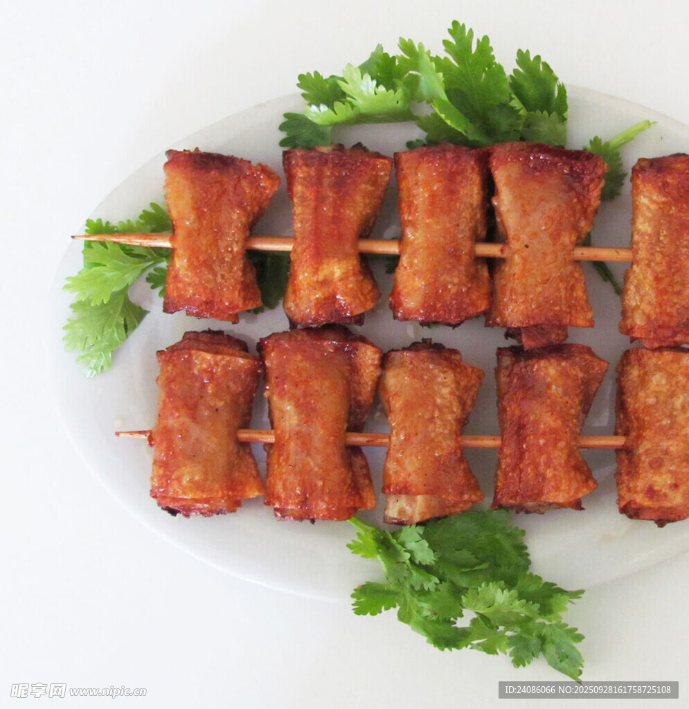 美味培根卷串?dāng)[盤精致