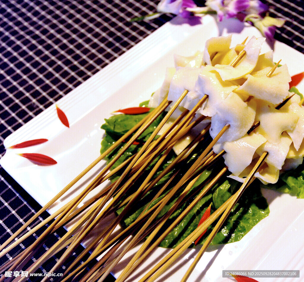 美味菌菇串串香