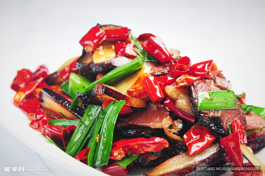 香辣美味炒臘肉