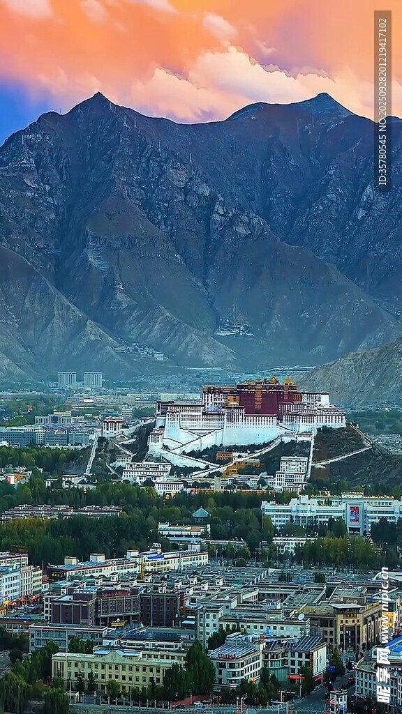 拉薩布達拉宮壯麗全景