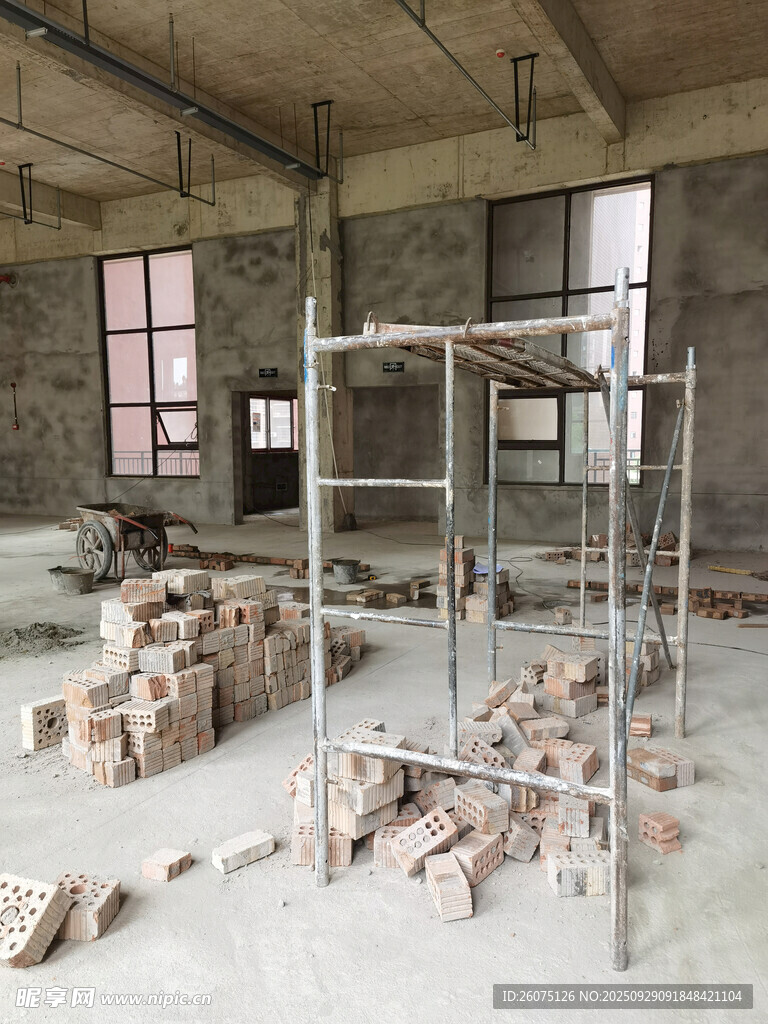 室內(nèi)建筑施工場景