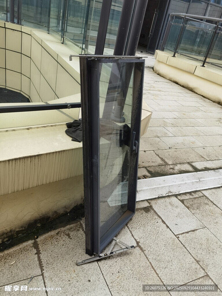 戶外玻璃欄桿扶手