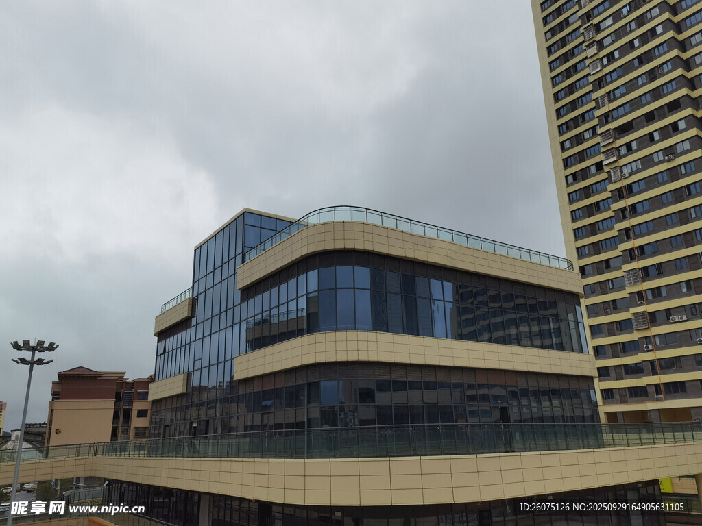 現(xiàn)代風格城市建筑景觀