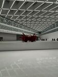 現(xiàn)代藝術展廳內景