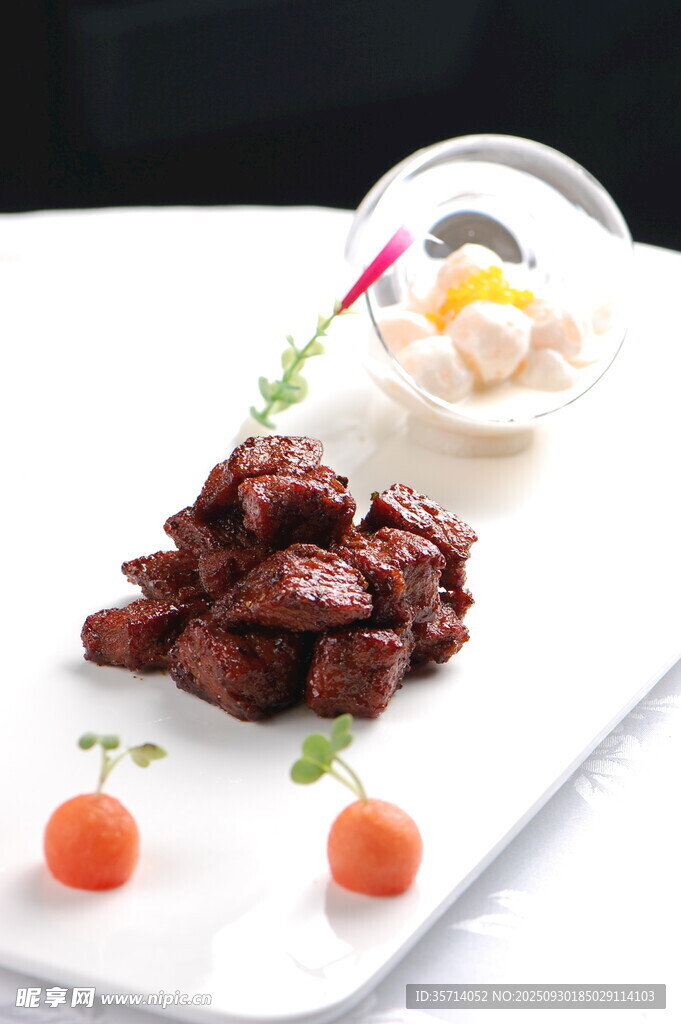美味醬牛肉擺盤精致