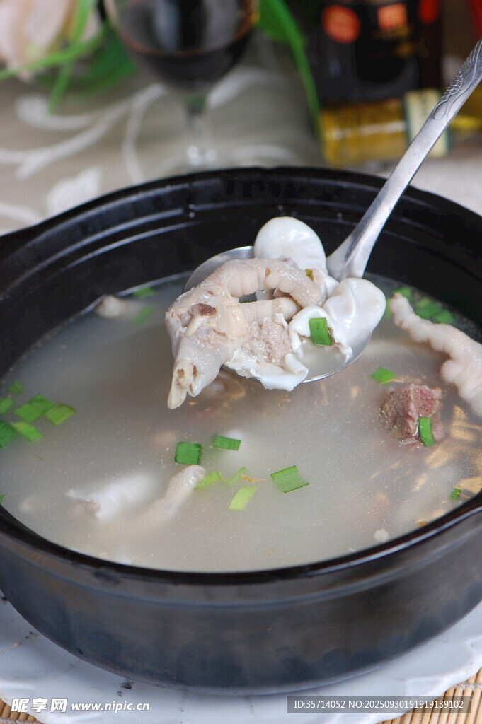 鮮香排骨藕湯