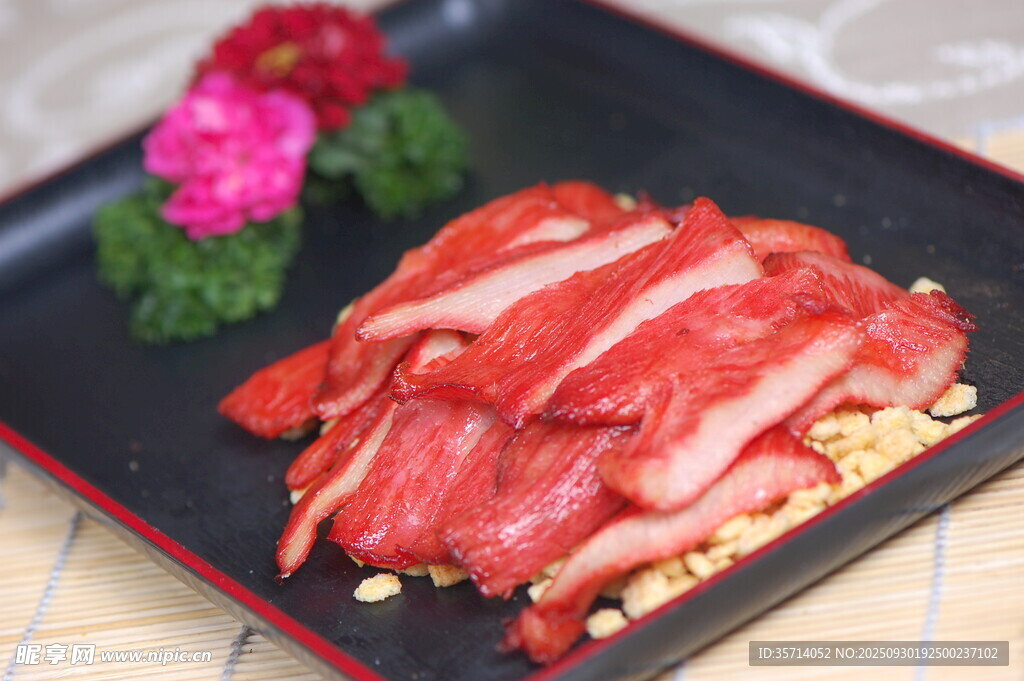 美味切片叉燒擺盤精致