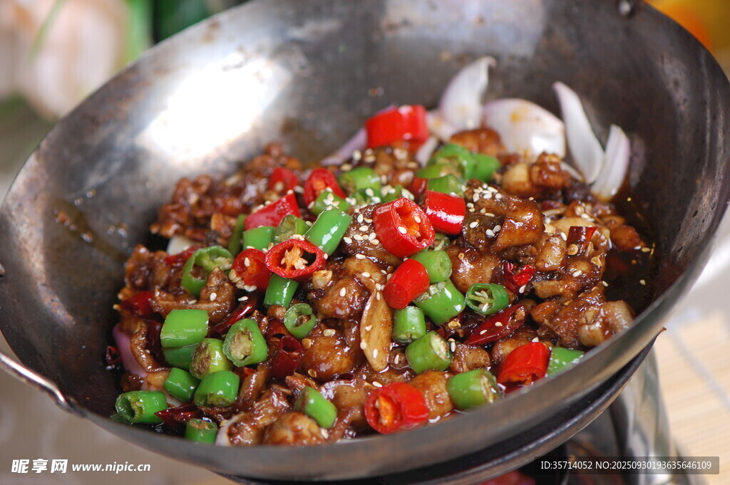 香辣肉末炒時(shí)蔬