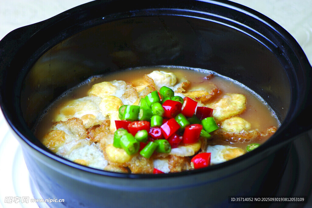 砂鍋燉魚(yú)