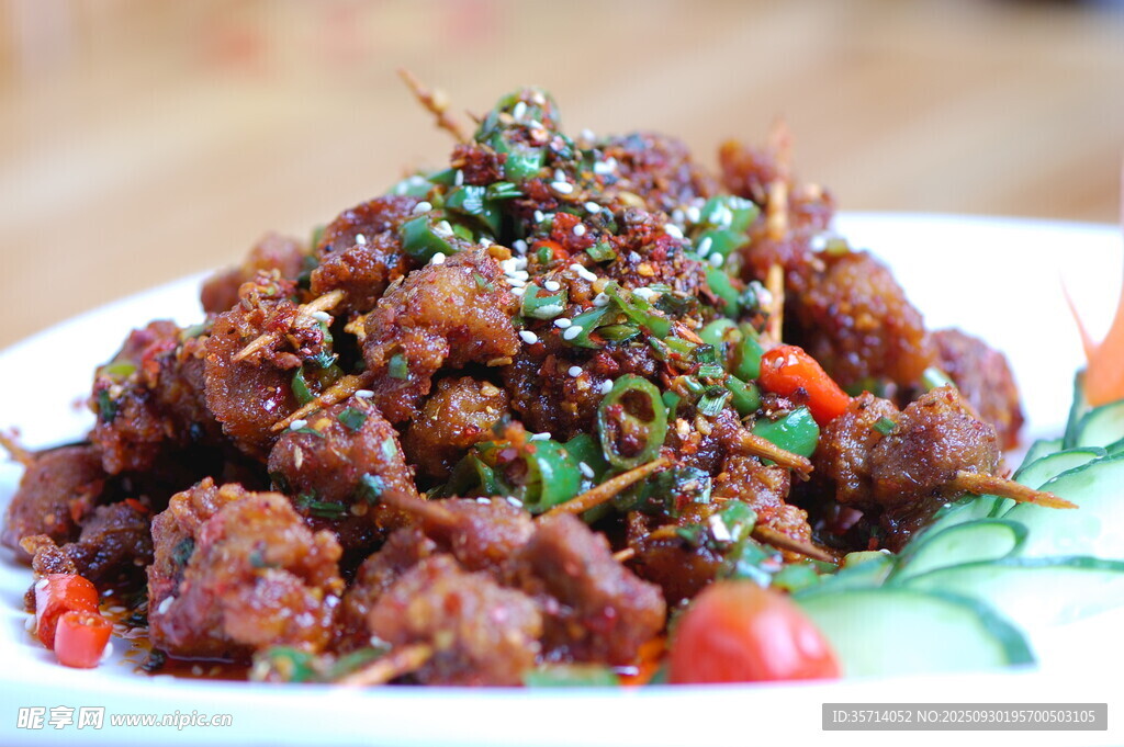 美味孜然牛肉粒