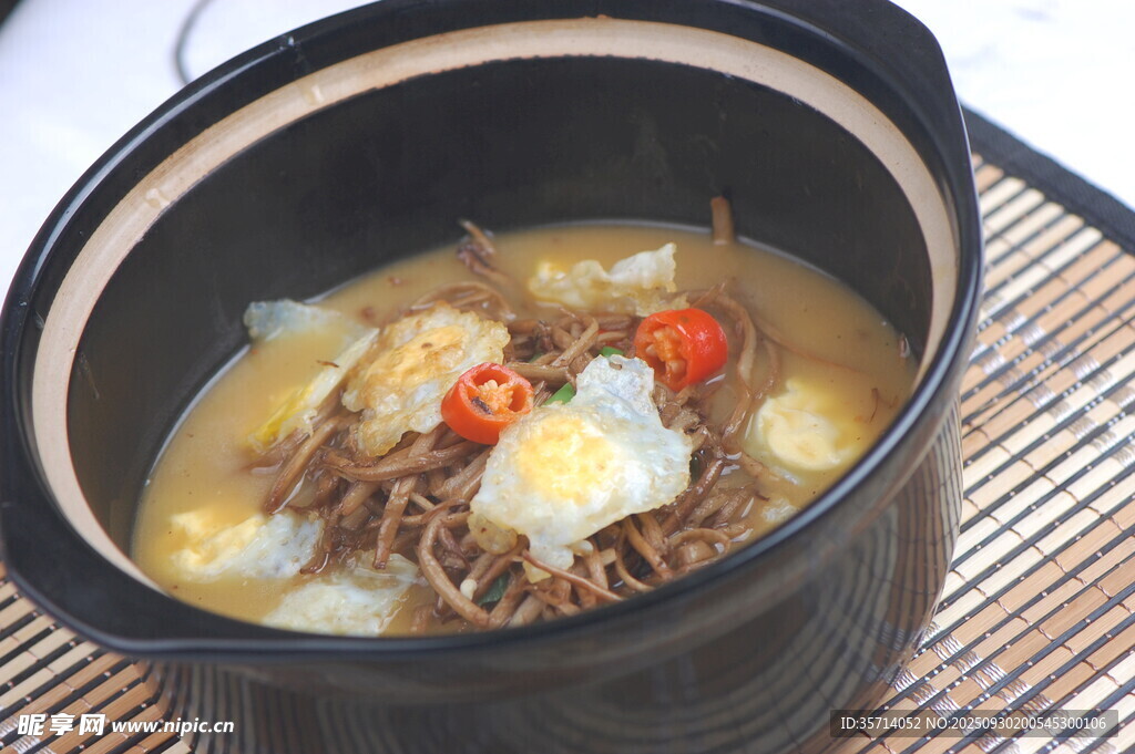 砂鍋燉煮的美味食材
