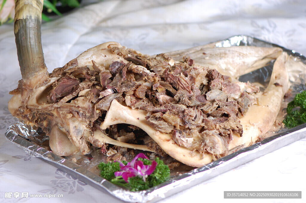 美味烤羊肉拼盤