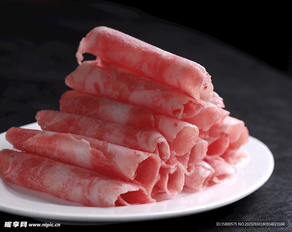 新鮮美味的牛肉卷