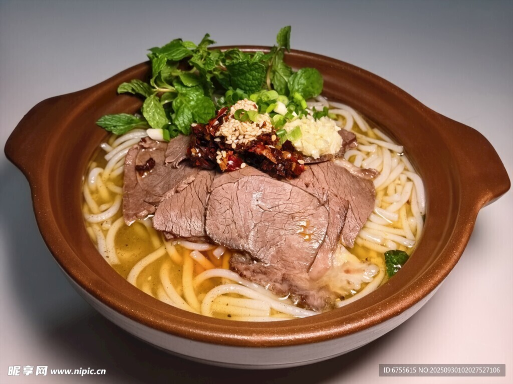 美味羊肉米線營養(yǎng)又可口