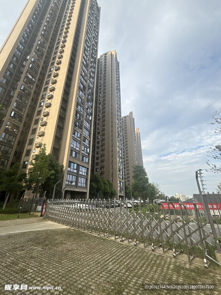 高層住宅區(qū)景觀