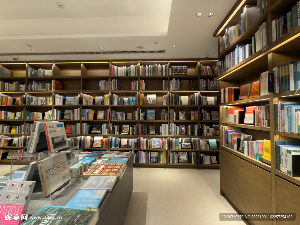溫馨書店內(nèi)景