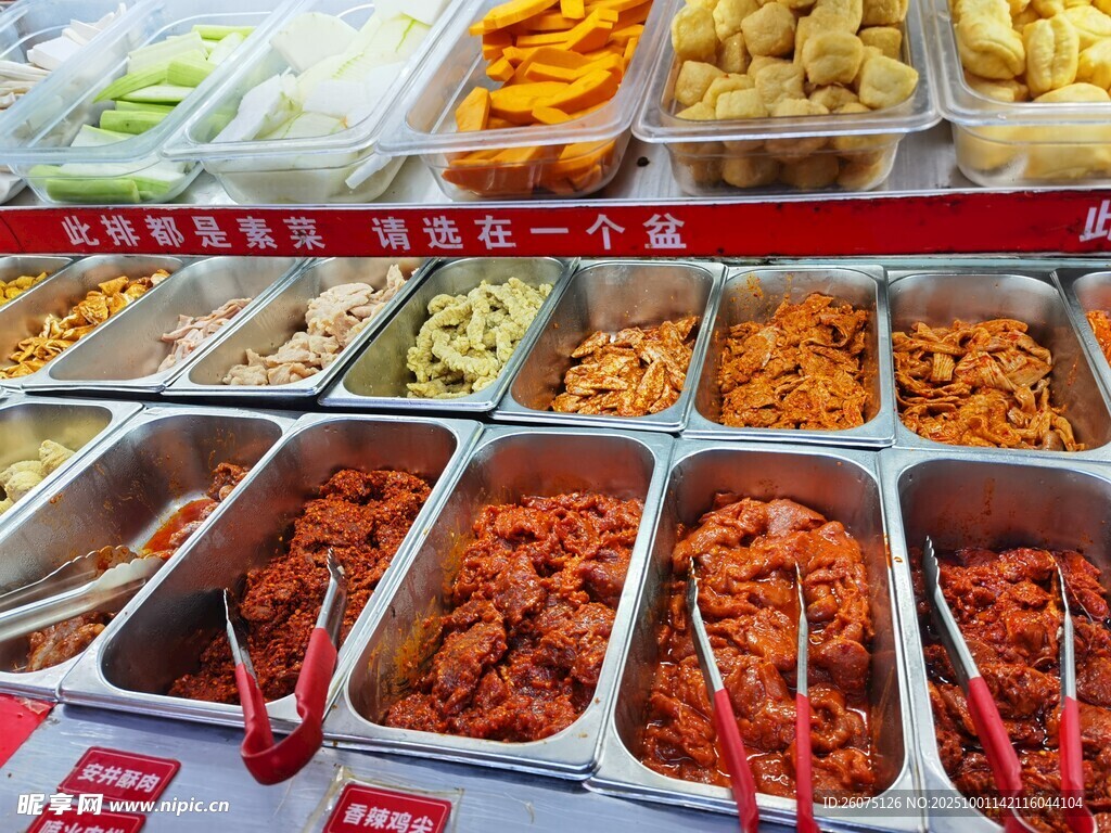 多樣熟食陳列售賣