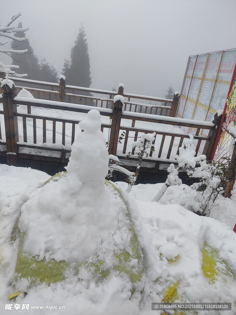 雪可愛雪人