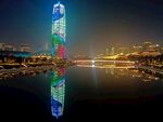 鄭州城市夜景中的絢麗發(fā)光建筑 