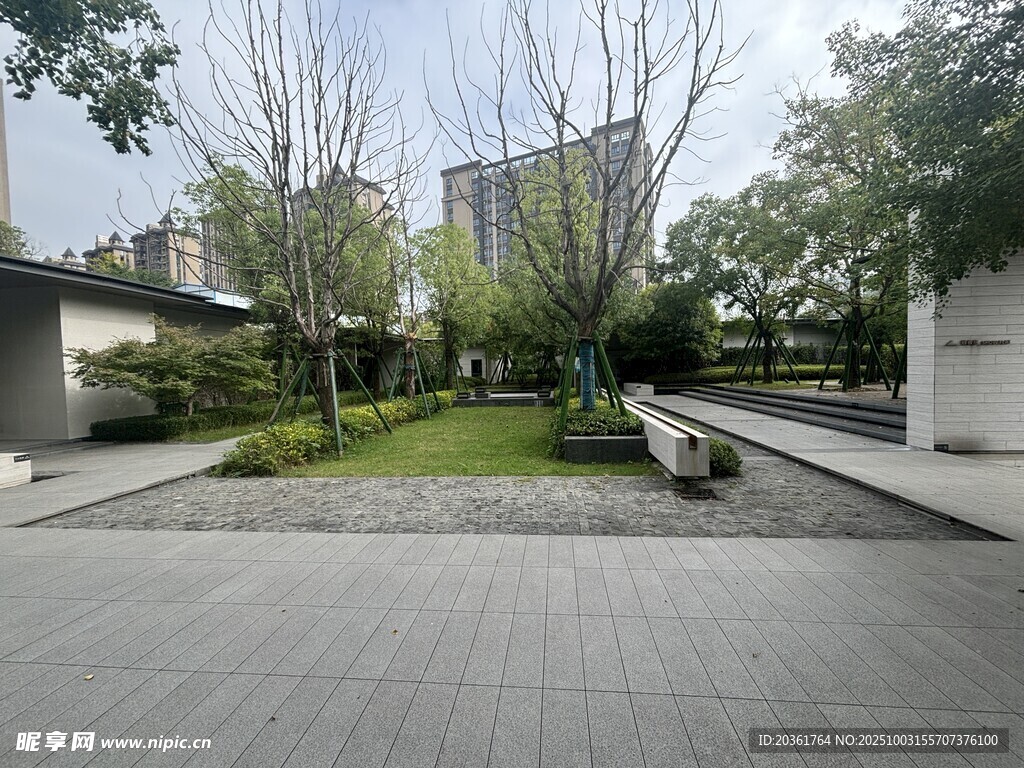 現(xiàn)代庭院景觀設(shè)計