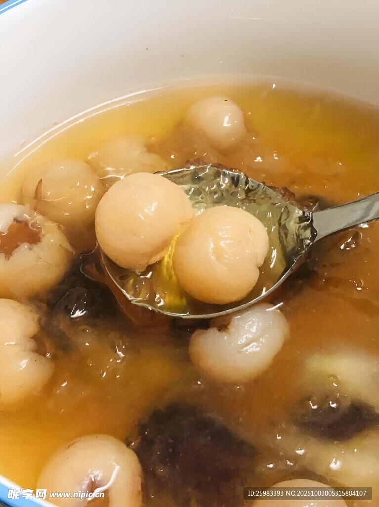 蓮子桂圓養(yǎng)生湯