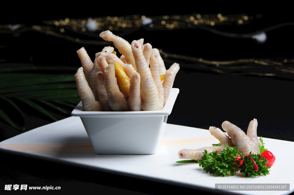 美味風(fēng)爪精致擺盤呈上