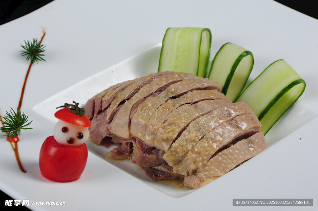 美味鹵牛肉配清新黃瓜