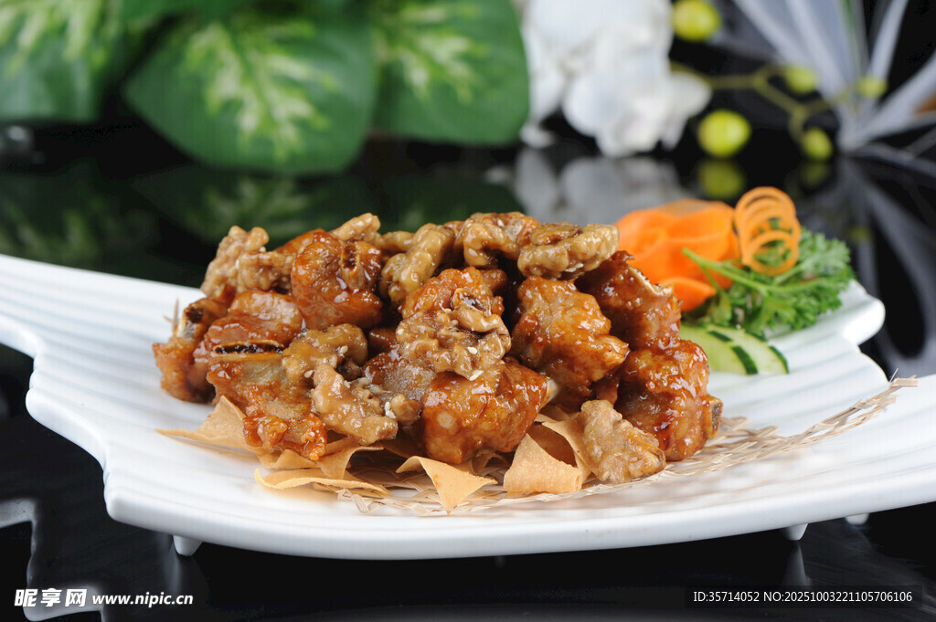 美味炒肉塊擺盤精致