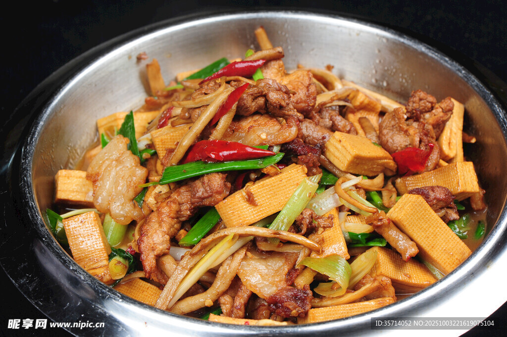 香辣干鍋豆腐肉片