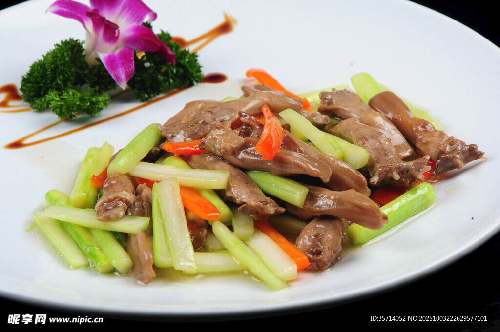 香炒牛肉配時(shí)蔬