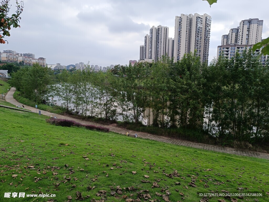 城市河畔綠地景觀