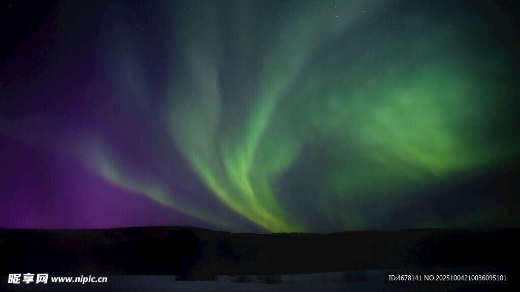 夢幻極光夜空美景