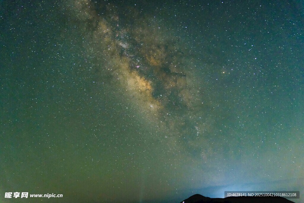夜空下的璀璨星河