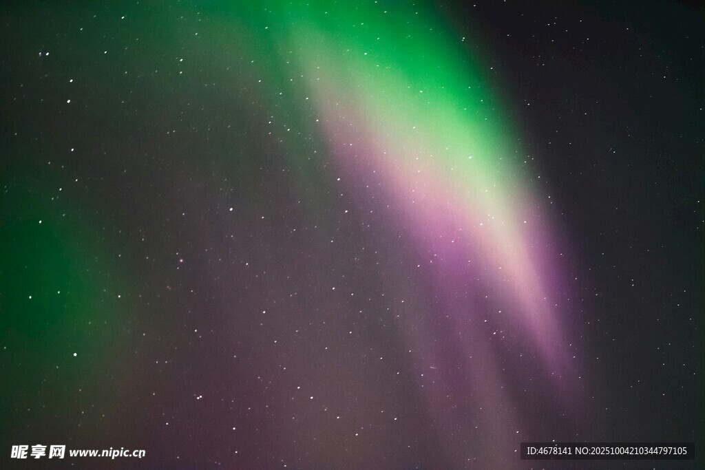夢(mèng)幻極光夜空美景