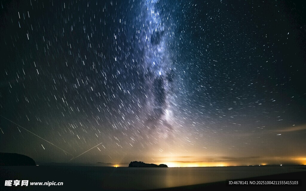 璀璨星空下的壯麗夜景