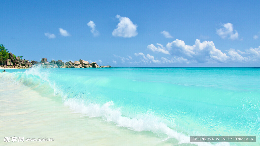 夢幻藍(lán)白海灘美景