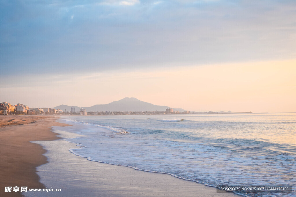 海邊日出美景