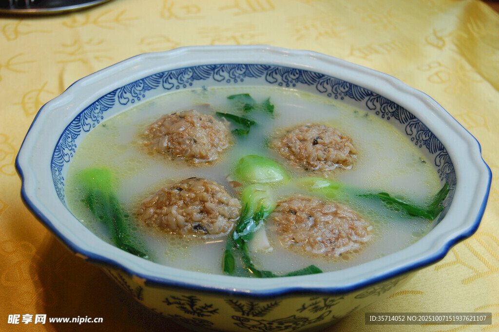 肉丸青菜湯