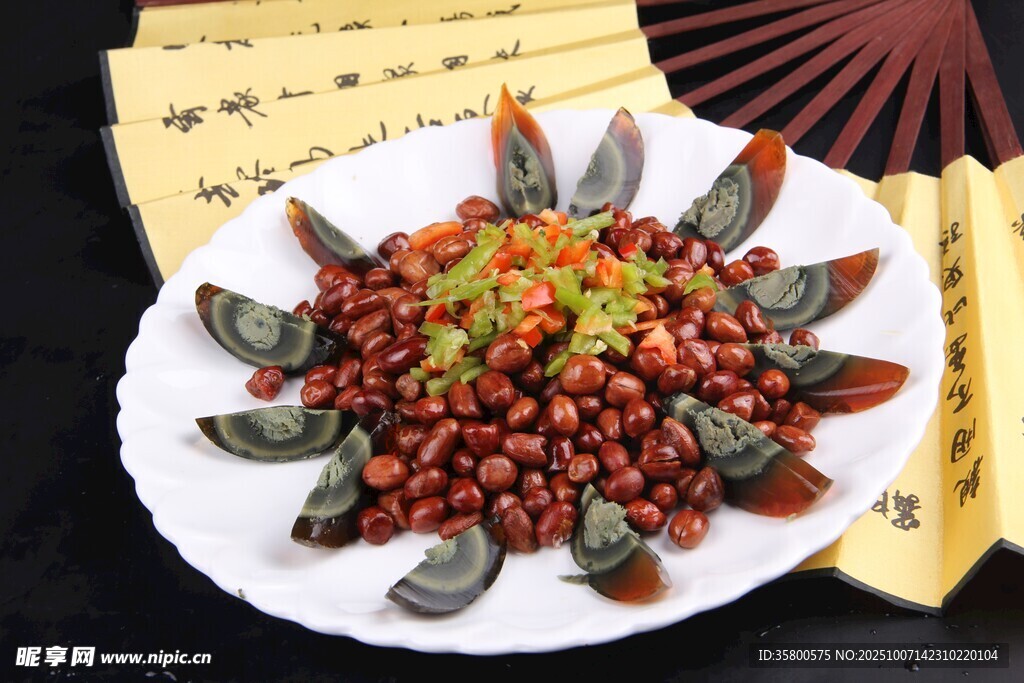 美味涼拌皮蛋花生米