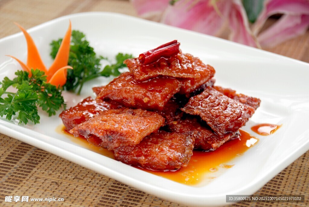 美味香辣鹵牛肉