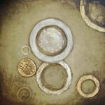 復(fù)古金屬圓環(huán)與硬幣擺件
