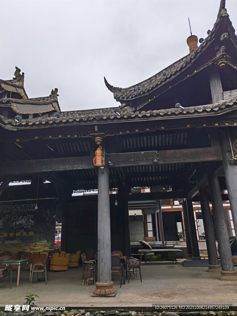 中式古建涼亭