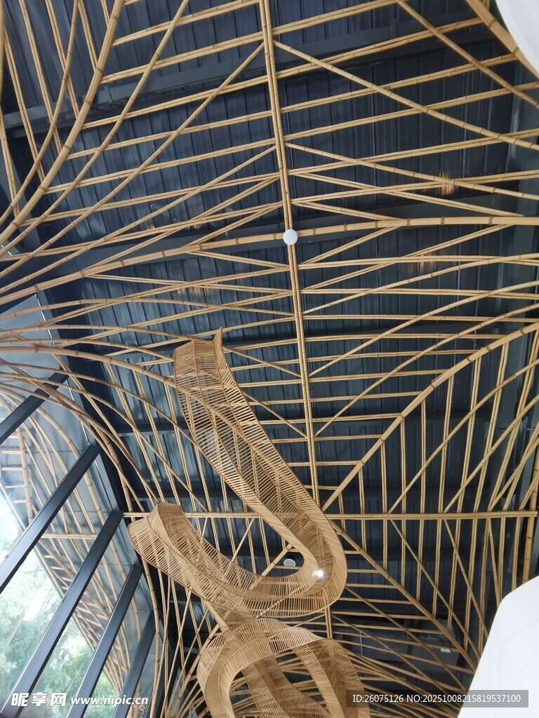 獨(dú)特竹編藝術(shù)裝置
