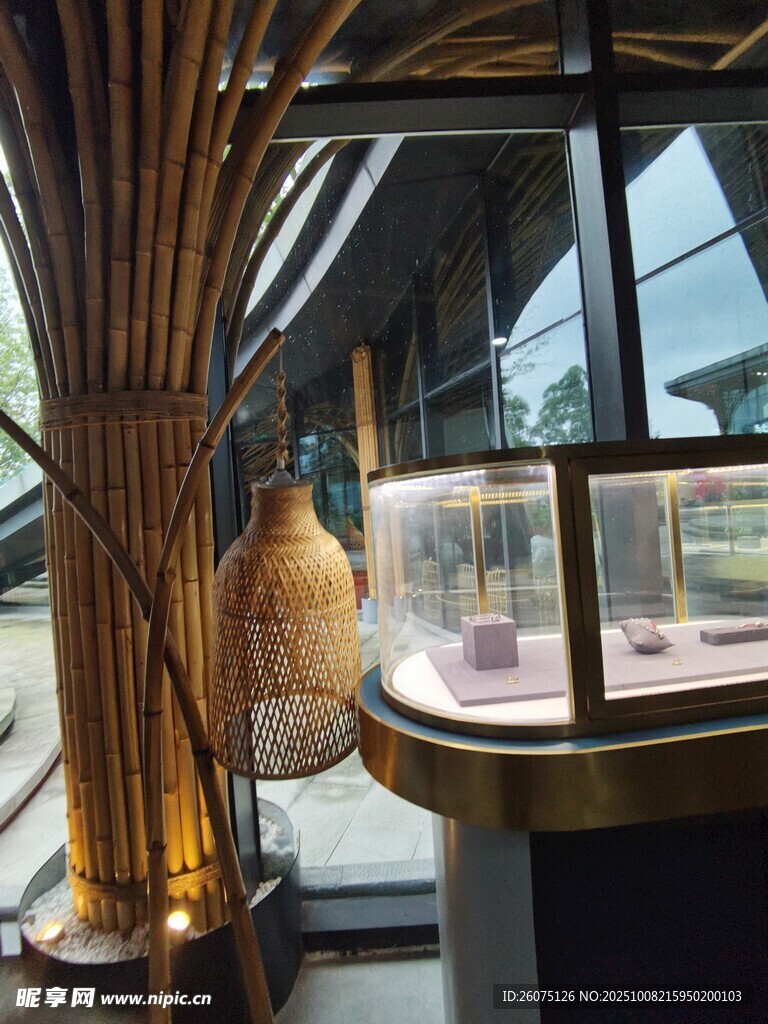 室內(nèi)獨(dú)特竹制裝飾景觀