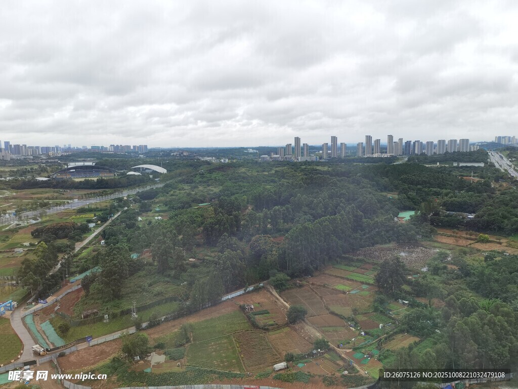 城市邊緣的開闊景觀