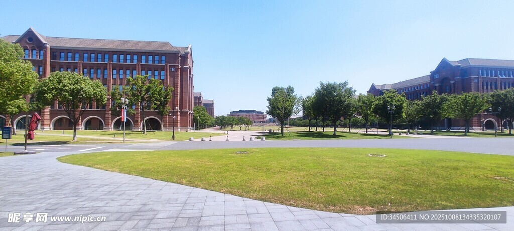 校園開闊美景
