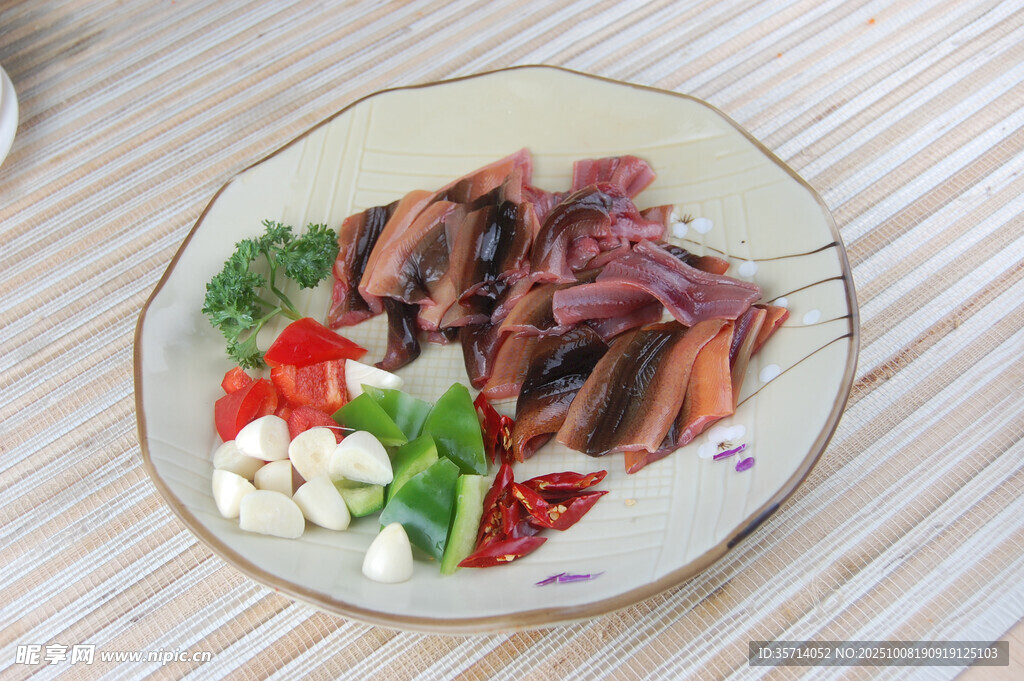 美味鹵味拼盤